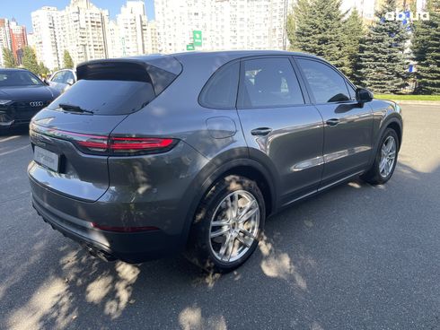 Porsche Cayenne 2019 серый - фото 5