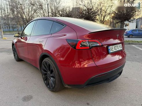 Tesla Model Y 2023 - фото 8