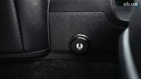 Toyota Land Cruiser Prado 2020 - фото 19