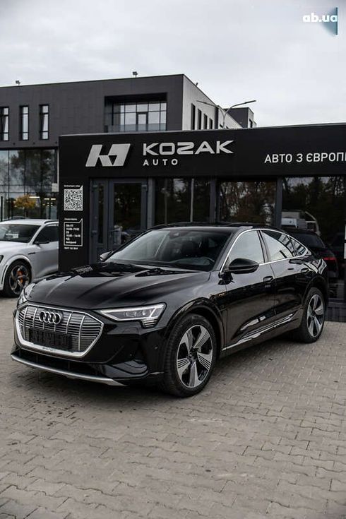 Audi E-Tron 2021 - фото 2