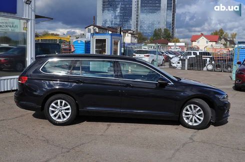 Volkswagen Passat 2022 - фото 5