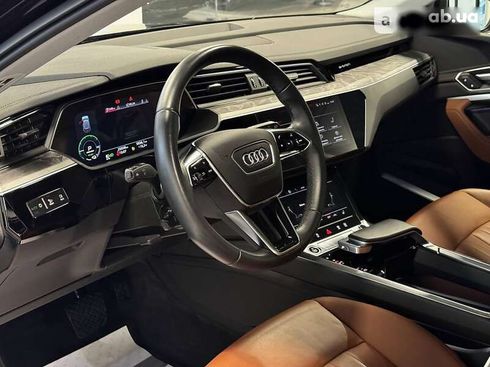 Audi E-Tron 2021 - фото 22