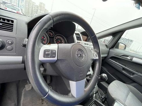 Opel Zafira 2009 - фото 20