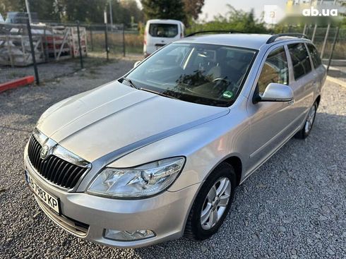 Skoda Octavia 2011 - фото 8