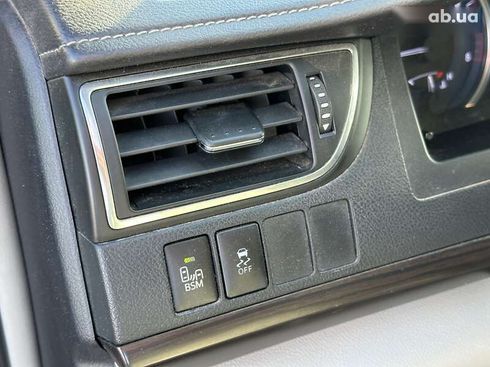 Toyota Camry 2016 - фото 18