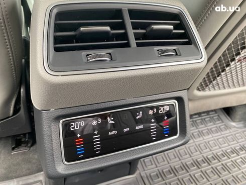 Audi E-Tron 2019 синий - фото 32
