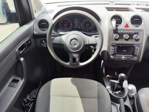 Volkswagen Caddy 2013 серый - фото 23