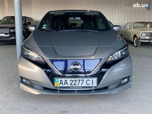 Nissan Leaf 2018 - фото 2