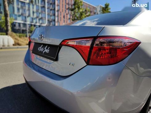 Toyota Corolla 2019 - фото 17