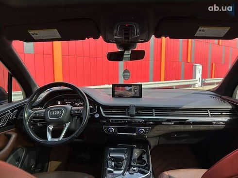 Audi Q7 2017 - фото 13