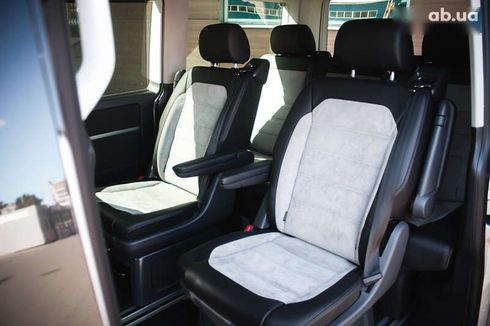 Volkswagen Multivan 2017 - фото 22