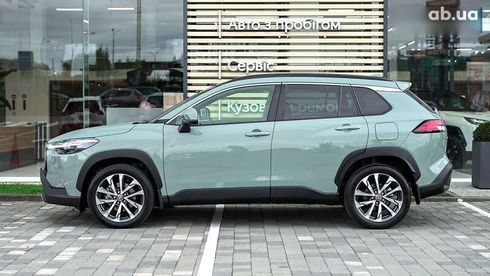 Toyota Corolla Cross 2024 - фото 3