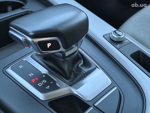 Audi A4 2020 черный - фото 15