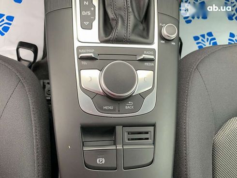 Audi A3 2018 - фото 18