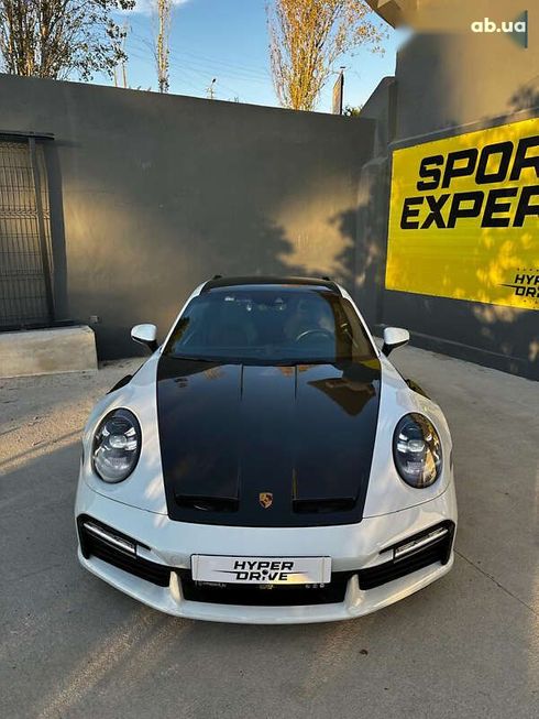 Porsche 911 2020 - фото 2