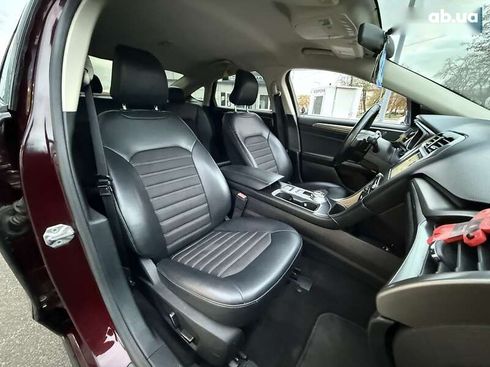 Ford Fusion 2017 - фото 18