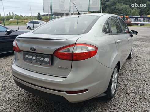 Ford Fiesta 2019 серебристый - фото 8