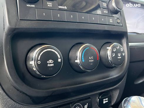 Jeep Patriot 2014 белый - фото 43