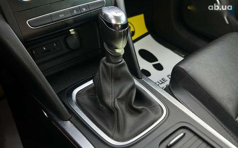 Renault Megane 2016 - фото 15