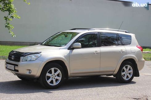 Toyota RAV4 2007 - фото 3
