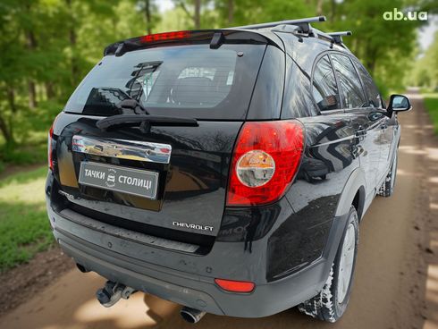 Chevrolet Captiva 2012 черный - фото 6