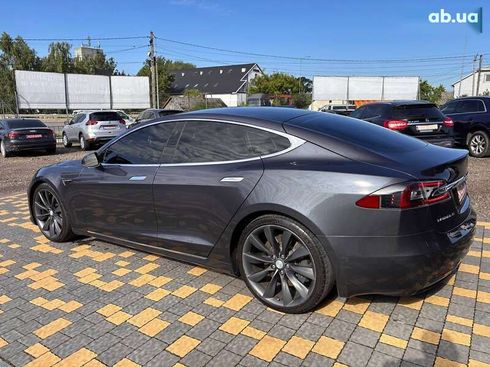 Tesla Model S 2017 - фото 11