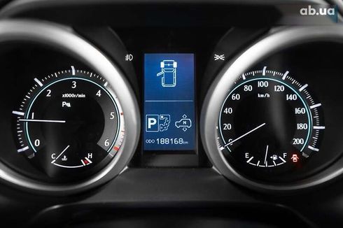 Toyota Land Cruiser Prado 2013 - фото 26