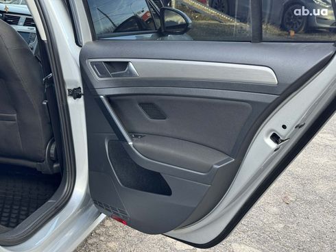 Volkswagen Golf 2016 серый - фото 20