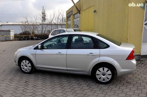 Ford Focus 2010 - фото 12