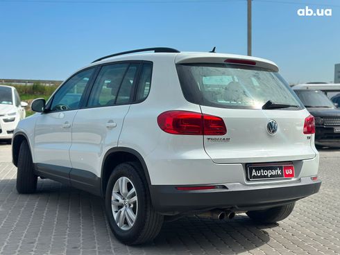 Volkswagen Tiguan 2016 белый - фото 6