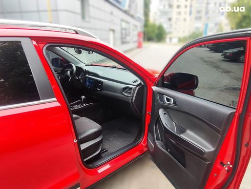 Chery Tiggo 4 2022 красный - фото 15