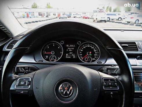 Volkswagen Passat 2013 - фото 12