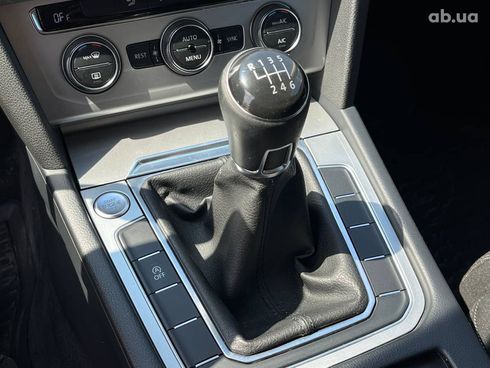 Volkswagen passat b8 2015 серый - фото 49