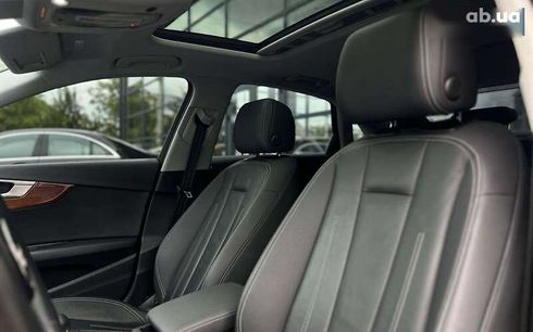 Audi A4 2020 - фото 14