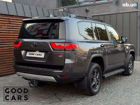 Toyota Land Cruiser 2023 - фото 7