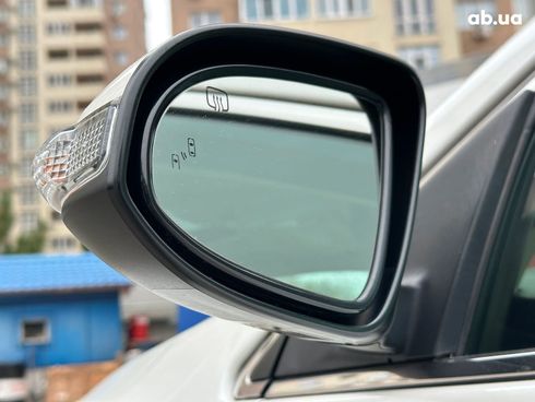 Toyota Avalon 2013 белый - фото 10