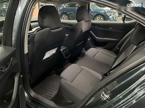 Skoda Octavia 2021 - фото 21