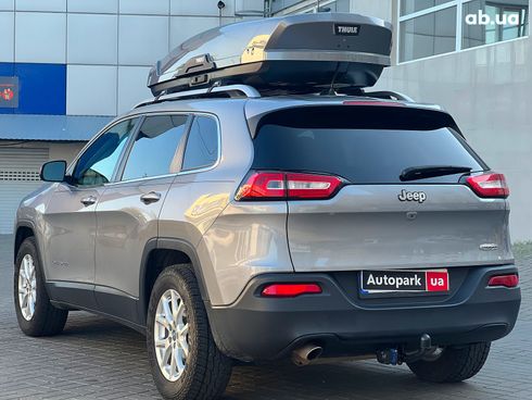 Jeep Cherokee 2015 серый - фото 11