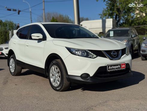 Nissan Qashqai 2017 белый - фото 4