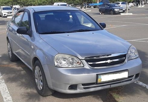 Chevrolet Lacetti 2009 серебристый - фото 2