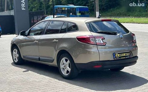 Renault Megane 2011 - фото 4