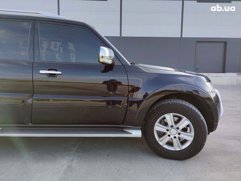 Mitsubishi Pajero Wagon 2011 черный - фото 11