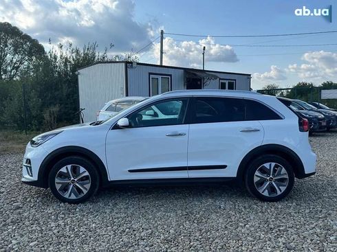 Kia Niro 2021 - фото 12