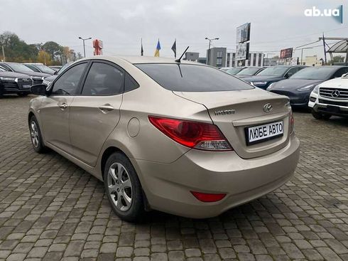 Hyundai Accent 2011 - фото 5