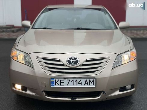 Toyota Camry 2007 - фото 2