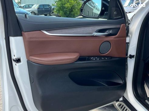 BMW X6 2015 белый - фото 16