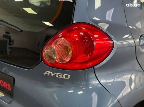 Toyota Aygo 2008 - фото 12