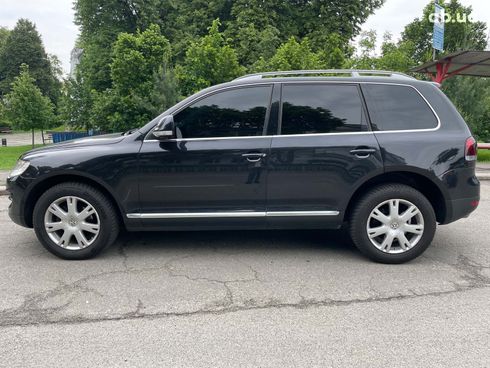 Volkswagen Touareg 2008 черный - фото 12