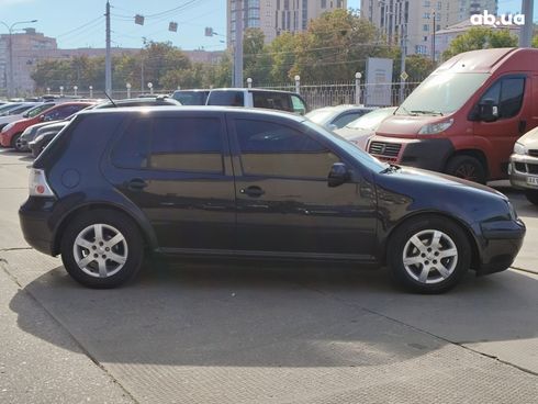 Volkswagen Golf 2001 черный - фото 9