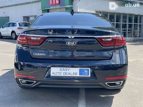 Kia Cadenza 2017 - фото 6